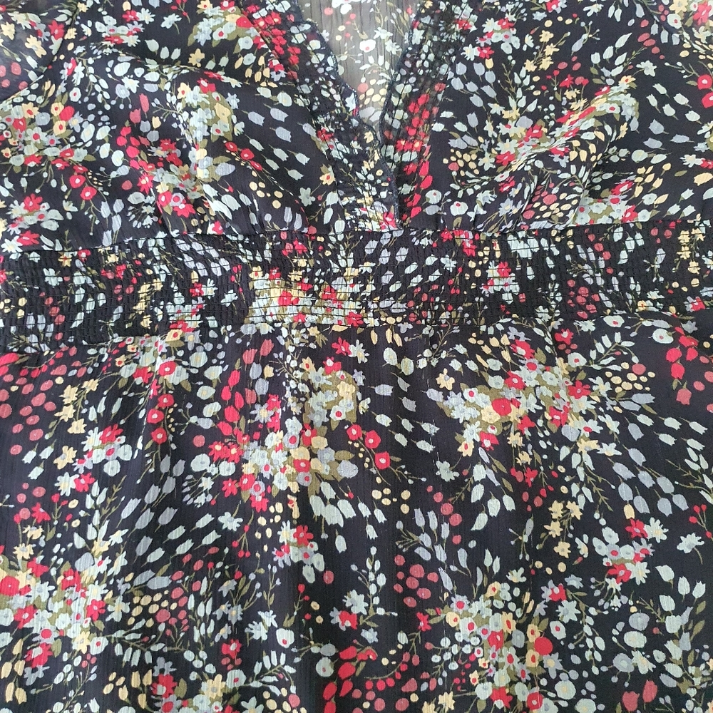 Jay Jay's Dark Floral Dress - Picture 9 of 13